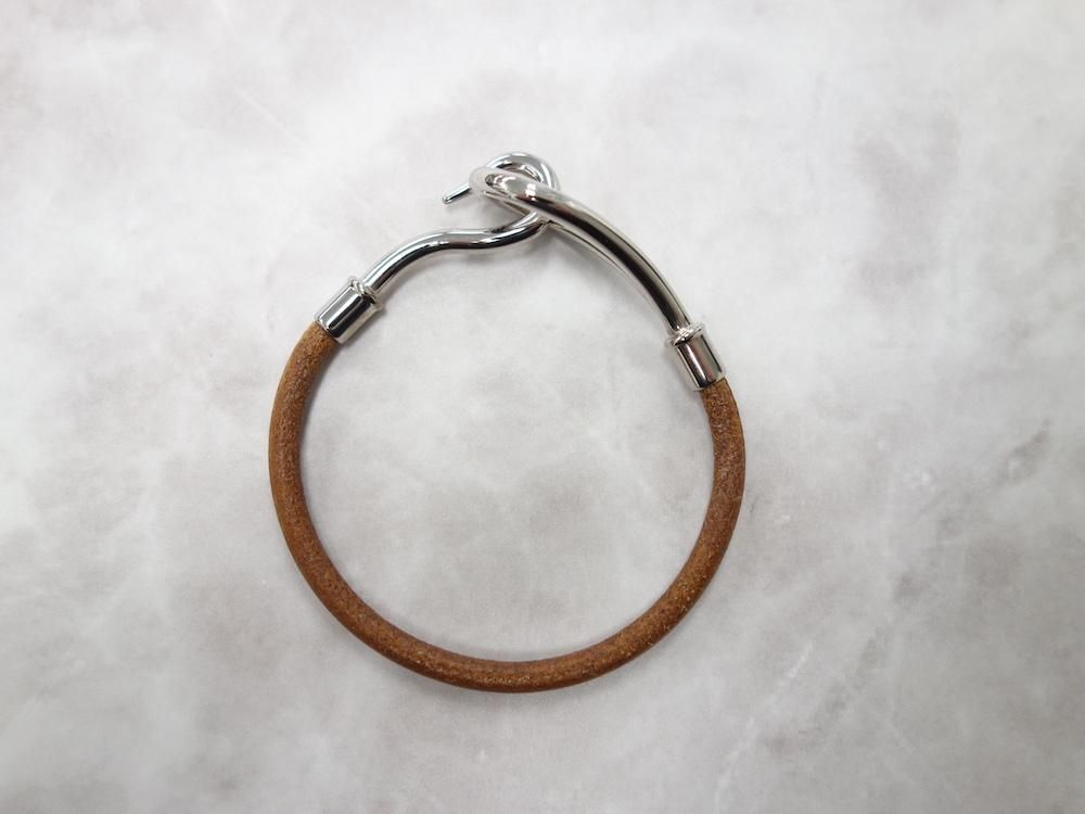 <img class='new_mark_img1' src='https://img.shop-pro.jp/img/new/icons15.gif' style='border:none;display:inline;margin:0px;padding:0px;width:auto;' />HERMES ����᥹ ������ �쥶���֥쥹��å� USED 