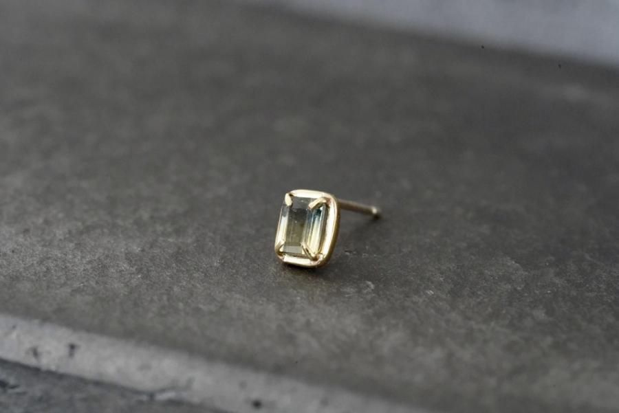 K10YGХ顼եԥ0.31ct<img class='new_mark_img2' src='https://img.shop-pro.jp/img/new/icons1.gif' style='border:none;display:inline;margin:0px;padding:0px;width:auto;' />