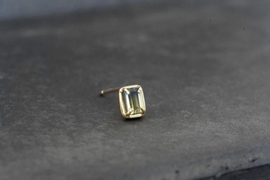 Kaya◆一点物✧マルチカラーストライプフローライトピアス✧14kgf K10YGマルチカラーストーンハーフピアス – kandakirat