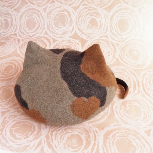 ウールにゃベレー帽子【濃い三毛】 - 猫雑貨・猫グッズ専門通販 猫的