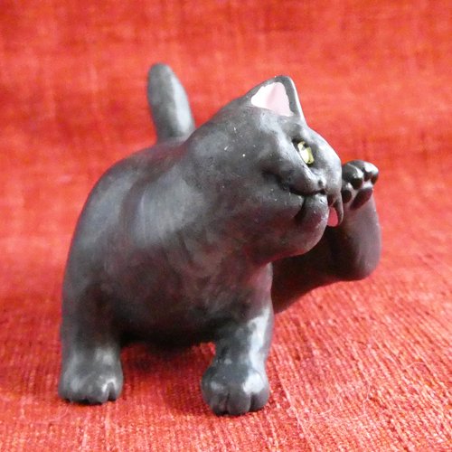 白亜器の猫フィギュアマスコット【猫又蚊遣り器/黒】 - 猫雑貨・猫