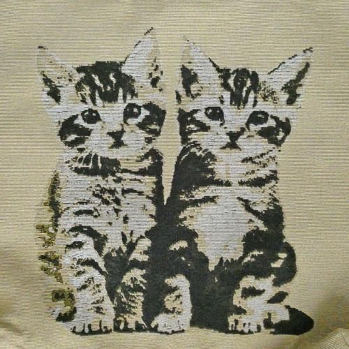 大きなゴブラントートバッグ【双子のしましま猫】 - 猫雑貨・猫
