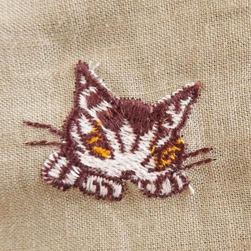 わちふぃーるど ダヤンの刺繍シャツ