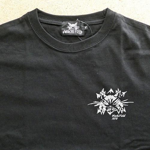 猫柄のTシャツ
