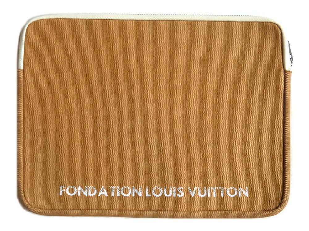 パリ限定！LOUIS VUITTON/ルイヴィトン美術館/ノートパソコン 