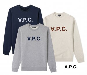 A.P.C.(アーペーセー) ロゴスウェットトレーナー メンズ フロッキープリント<img class='new_mark_img2' src='https://img.shop-pro.jp/img/new/icons16.gif' style='border:none;display:inline;margin:0px;padding:0px;width:auto;' />