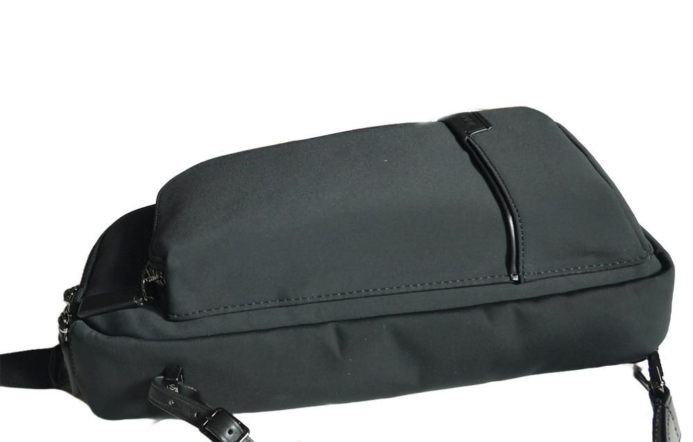 TUMI(トゥミ) HARRISON グレゴリー スリング ボディバッグ 斜