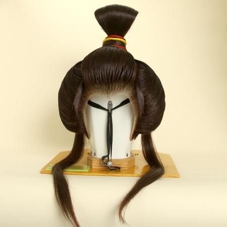 日本髪かつら　ゲンコツ　中古品　- アズマ　オンラインショップ 〈 かつら・かんざし・和装小物・ティアラ・アクセサリー〉