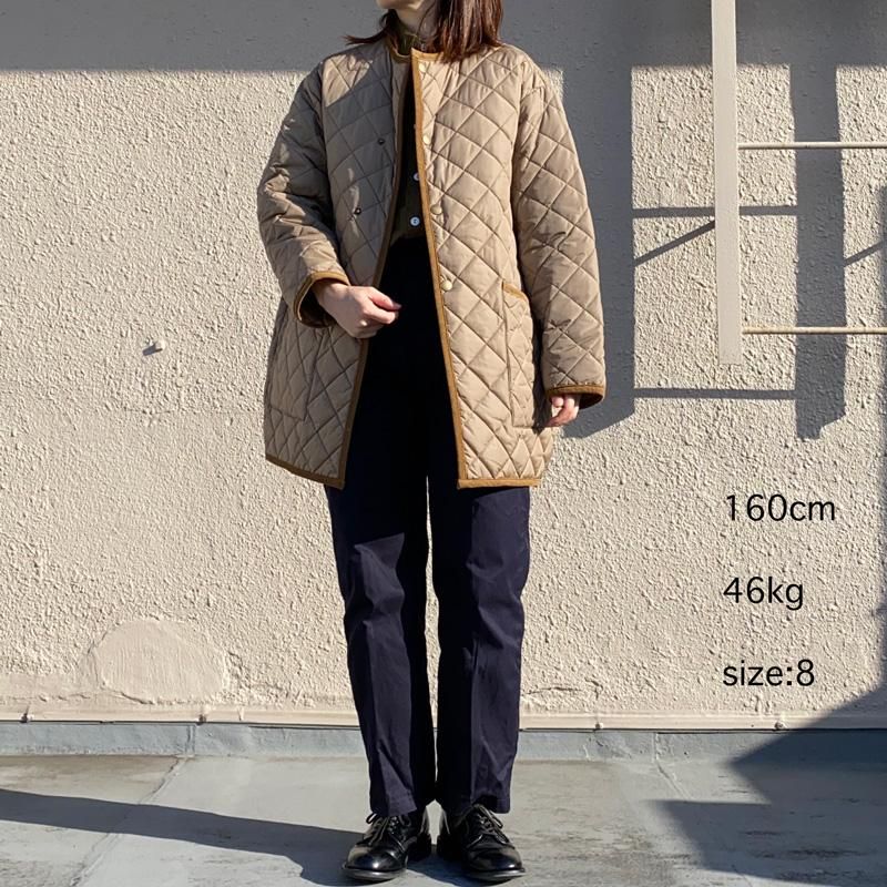 Barbour (バブアー)『QUILTED NO COLLAR COAT OS NYLON』(BEIGE