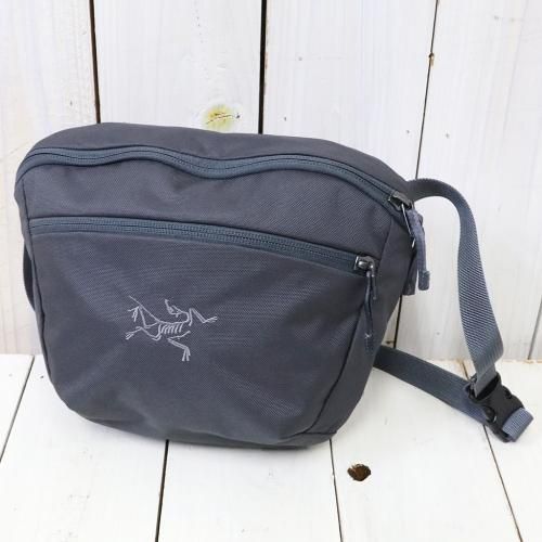 ARC'TERYX (アークテリクス)『MANTIS 2 WAISTPACK』(Graphite 