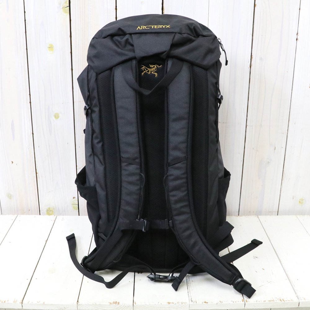 ARC'TERYX (アークテリクス)『MANTIS 20 BACKPACK』(Black) - REGGIE