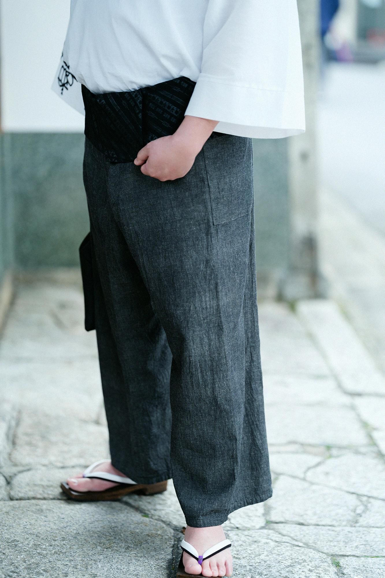 ソウソウ SOU・SOU 伊勢木綿 20/20 麻混 風靡 下 濡羽色 L 伊勢木綿 20/20 麻混 風靡（ふうび） 下／消炭色（けしずみいろ