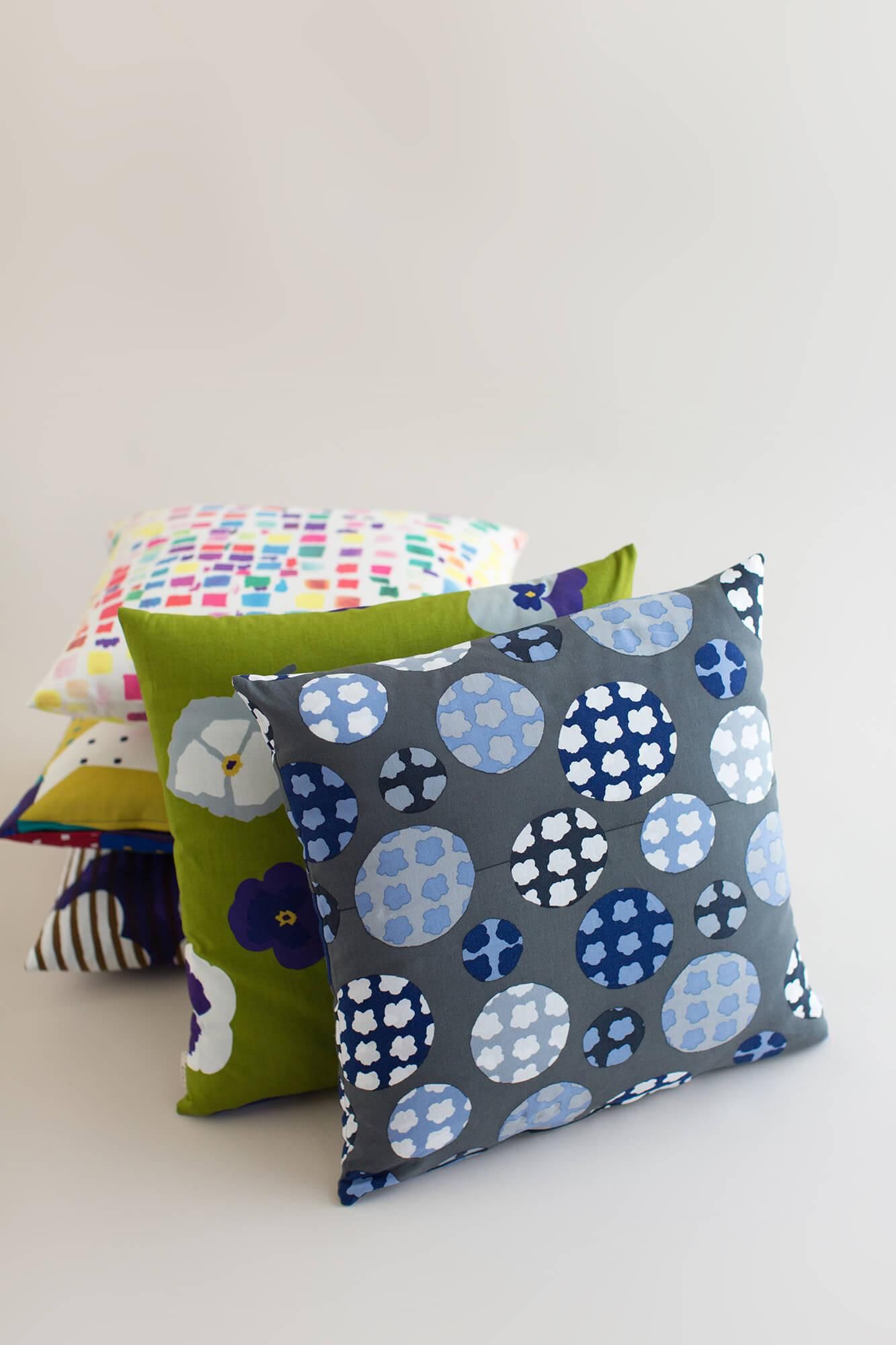 平織り21番手 クッション（座布団）カバー／ほんのり【※お届けに