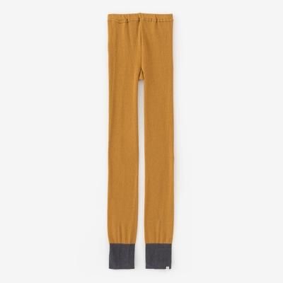 彩三寸（いろさんずん）／濃灰（こいはい）×濡羽色（ぬればいろ