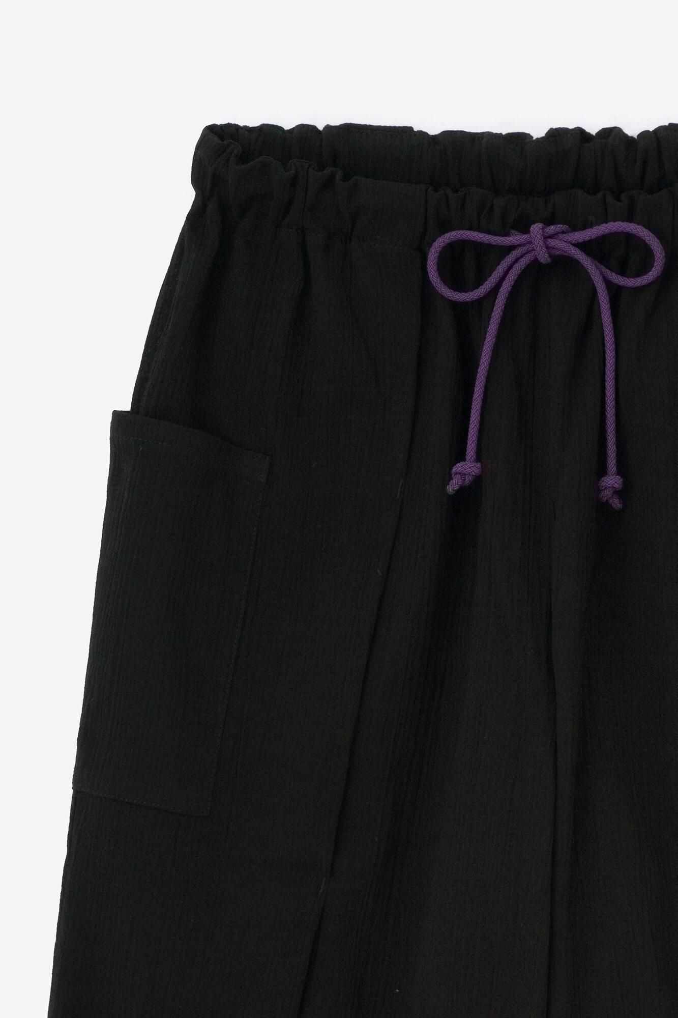 SOU•SOU そうそう　富士　雲間に菊  濡羽色　黒　Mサイズ　サルエルパンツ 高島縮 20/20 襞（ひだ） えんゆう穿き／濡羽色（ぬればいろ
