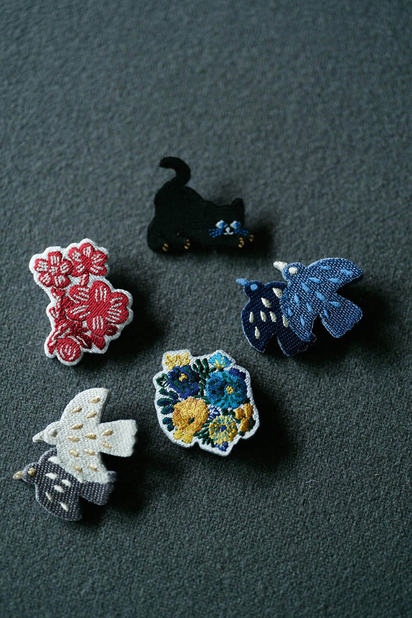 刺繍飾り（ししゅうかざり）／花衣（はなごろも）