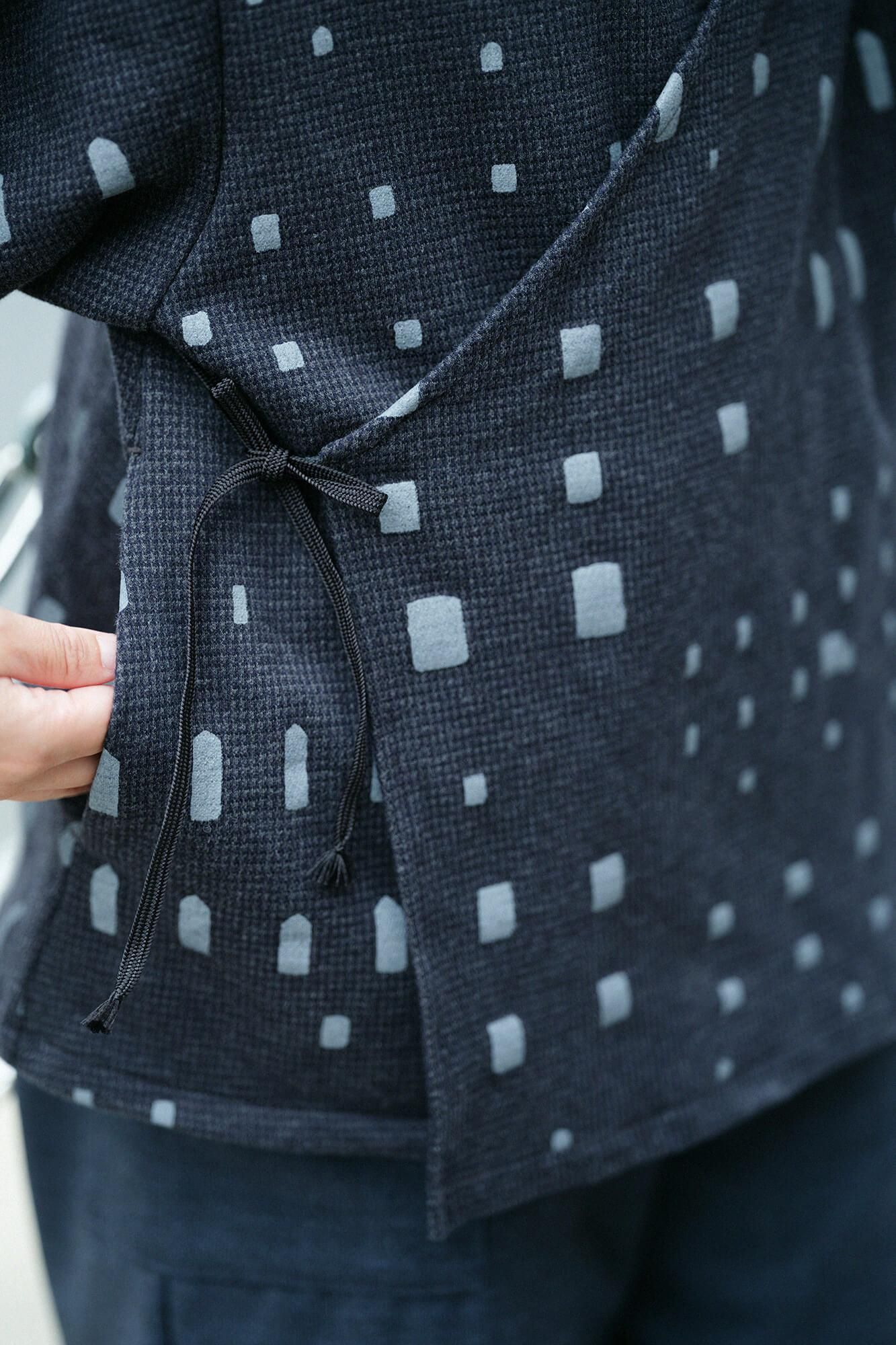 薙刀寛衣(なぎなたかんい)- 上品な雰囲気の羽織もの