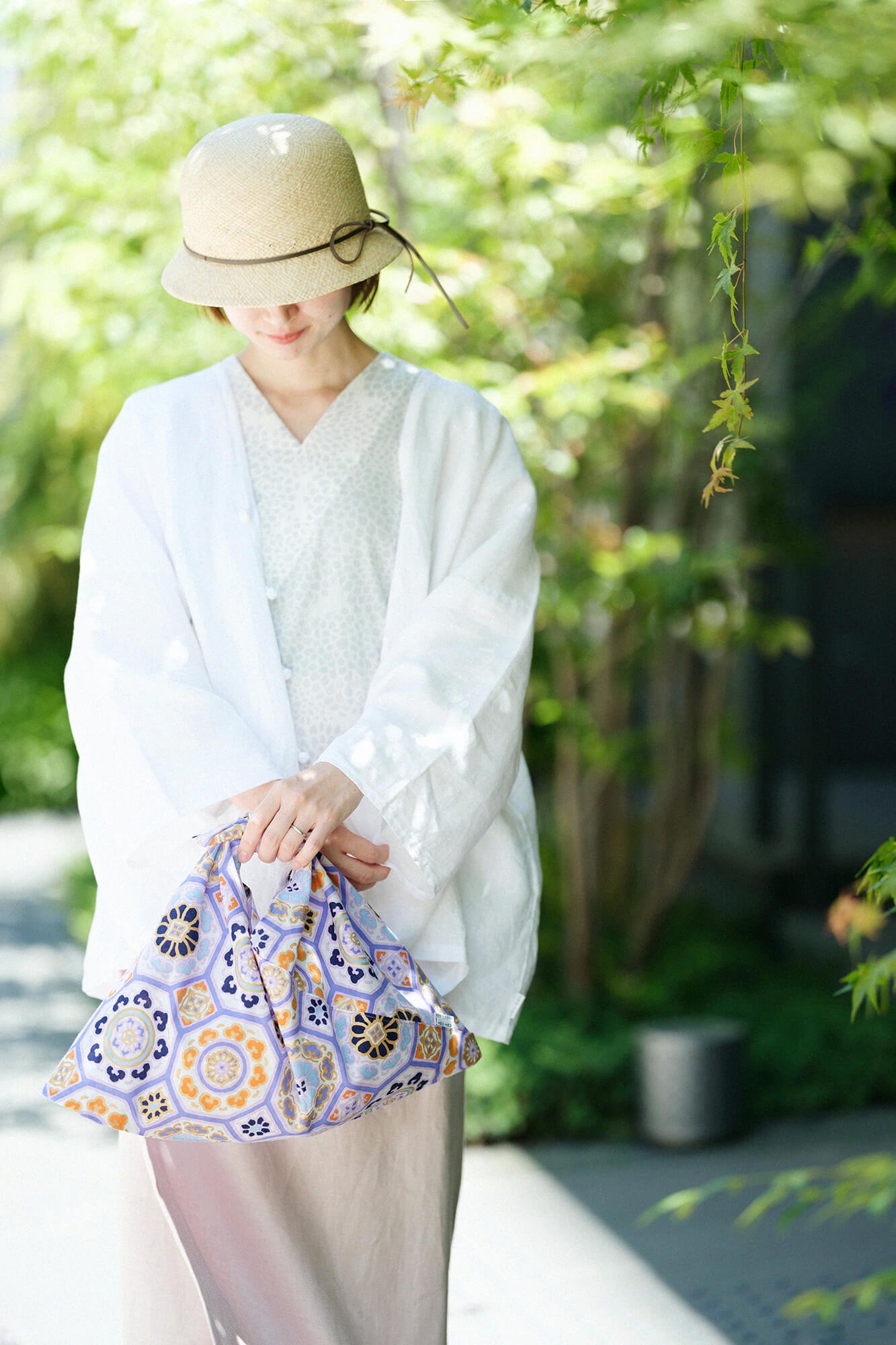 伊勢木綿 小巾折 － 昔からある、日本のエコバック。肩に掛けても、手で持っても。サブバッグとしてもおすすめ。