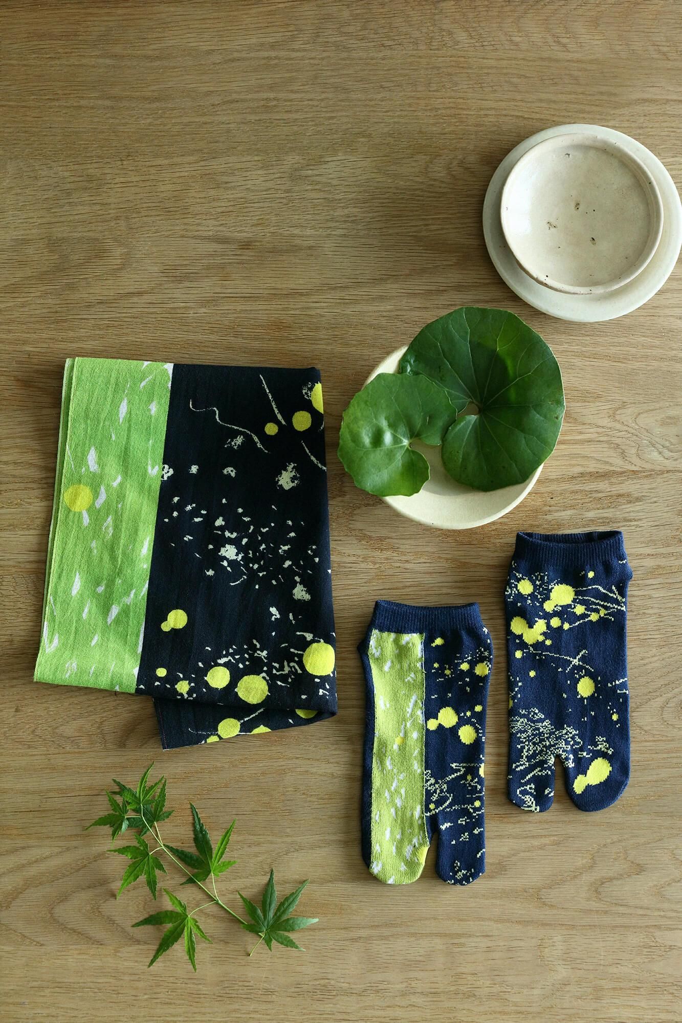 【新品】　作家作品　のれん　「涼」　うぐいす色 伊勢木綿 textile手ぬぐい／腐草為螢（くされたるくさほたると