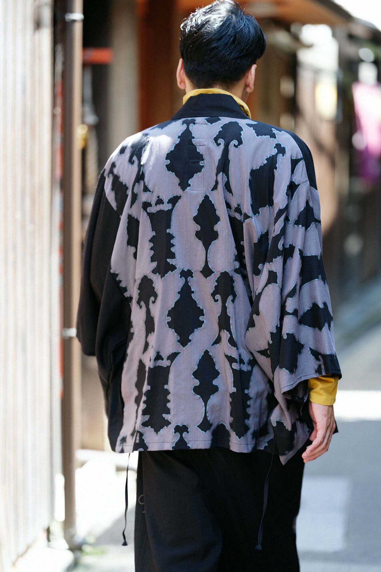 モスリン 角袖風靡（かくそでふうび） 片身替わり（かたみがわり）／濡羽色（ぬればいろ）×装飾金具（そうしょくかなぐ） - SOU・SOU  netshop　（ソウソウ）　-　『新しい日本文化の創造』