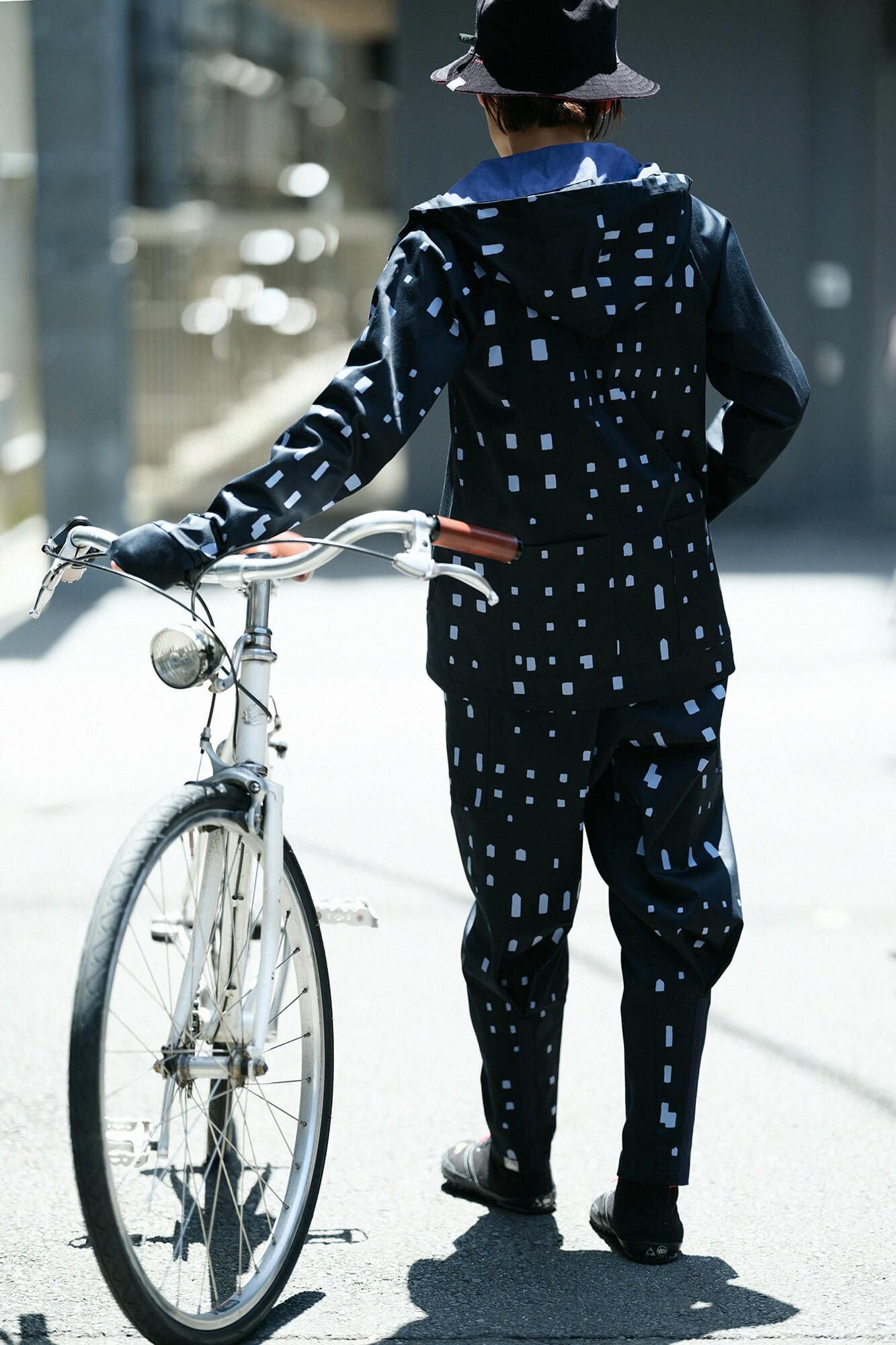 net限定】ストレッチラチネ織 BIKEジョードプル／ネイビー