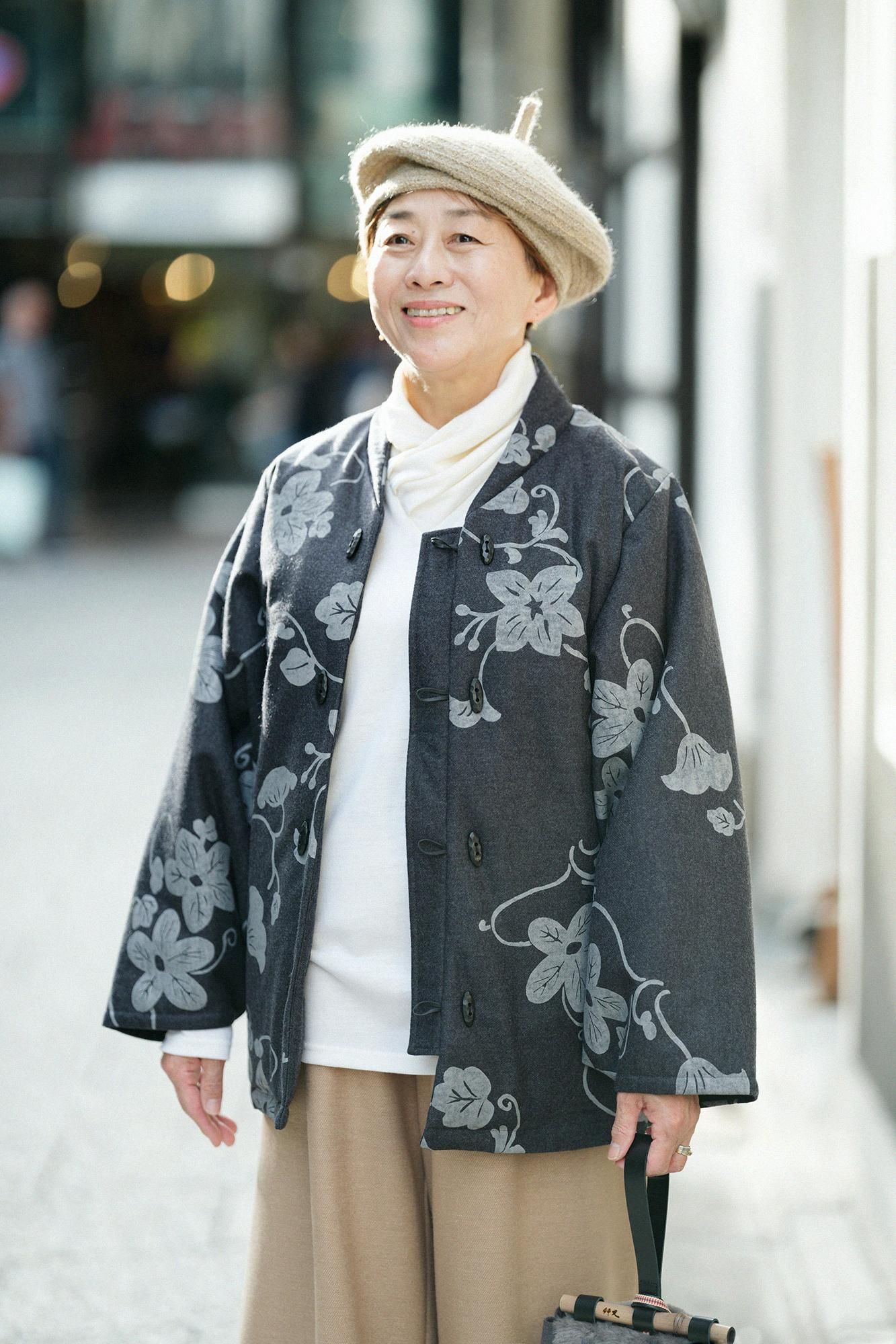 sousouカシミヤ枯山水　銀鼠／鳥の子色 カシミヤ 枯山水 － 110年を越える歴史を持つニットメーカー（株
