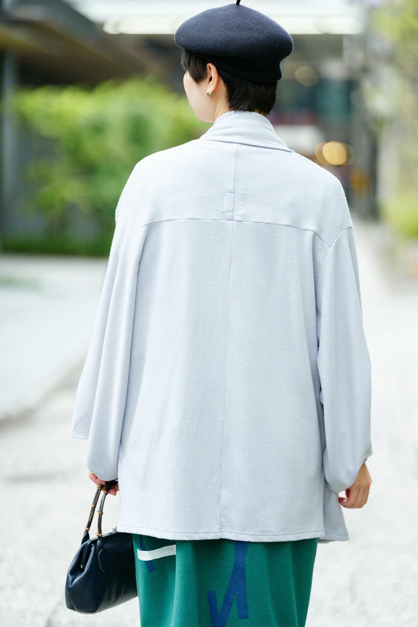 梳毛（そもう） 阿弥（あみ） 小袖莢（こそでさや）／灰青（はい