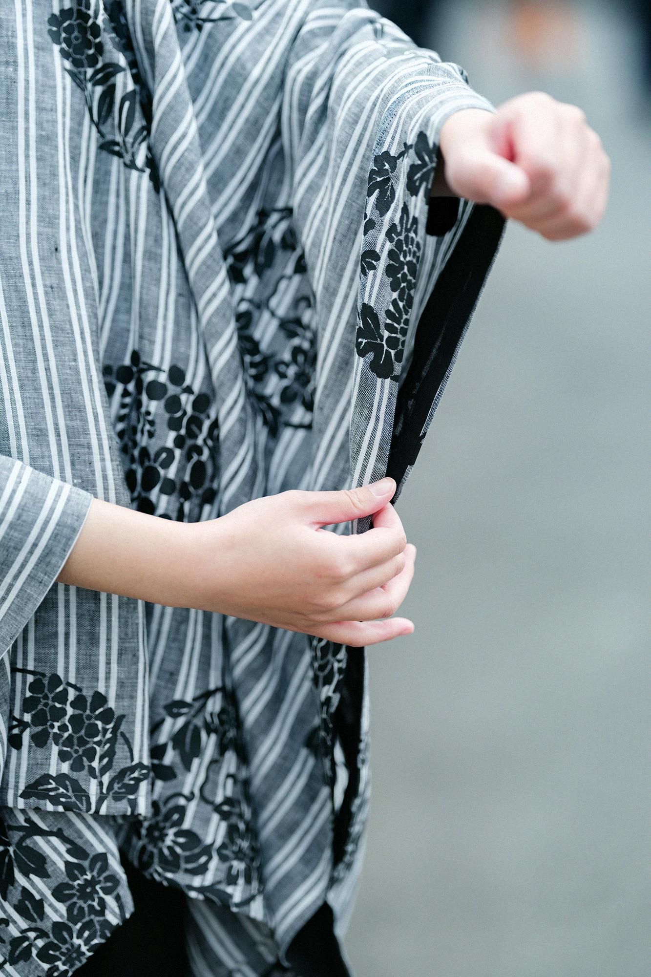 麻 きさらぎ／花丸文様（はなまるもんよう） ちらしと余白（よは