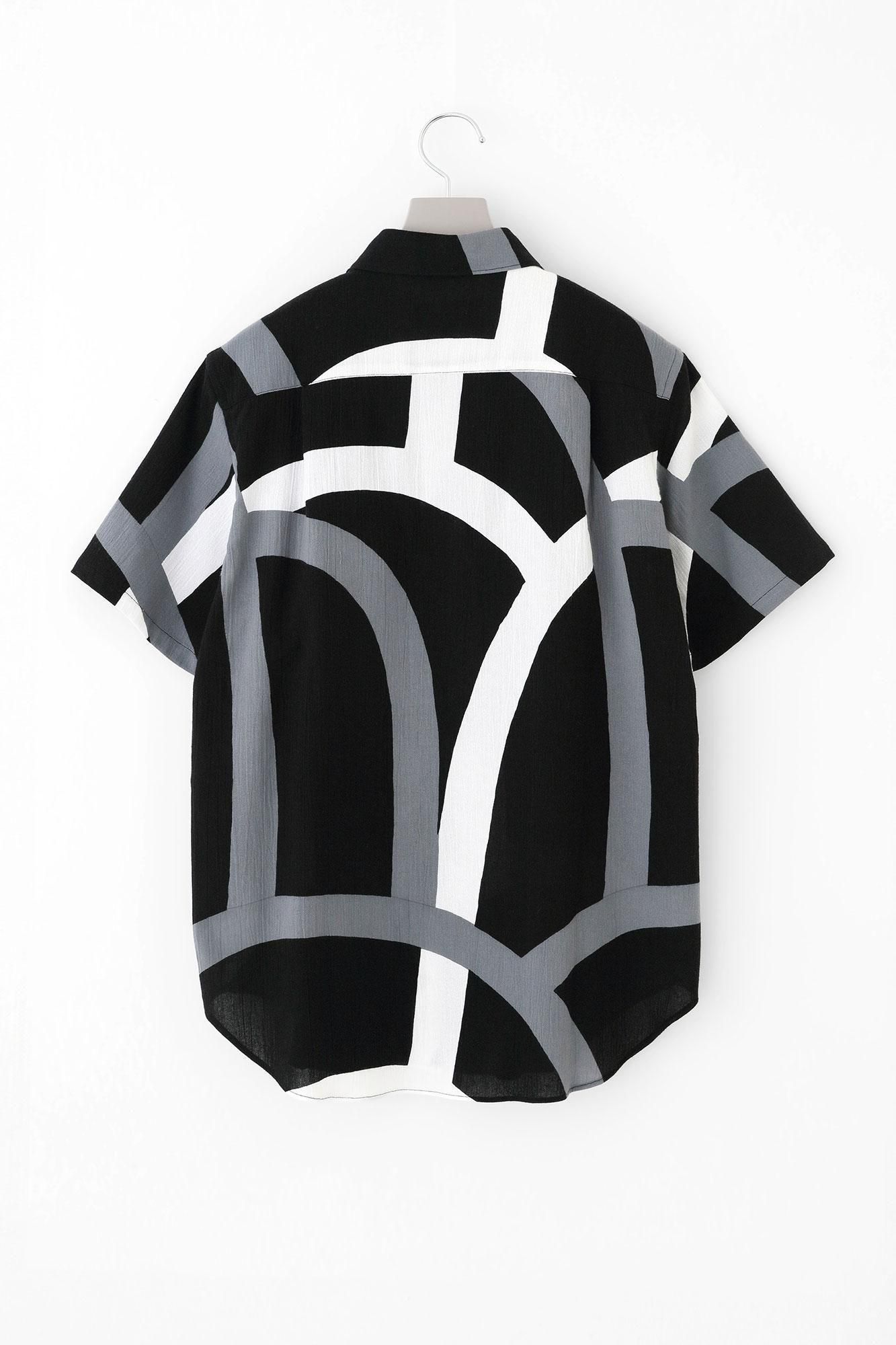 ソウソウ 高島縮 20/20 半袖シャツ 男女兼用Lサイズ ふみ 濡羽色 高島縮 20/20 半袖シャツ／大滝（おおたき） 濡羽色（ぬればいろ