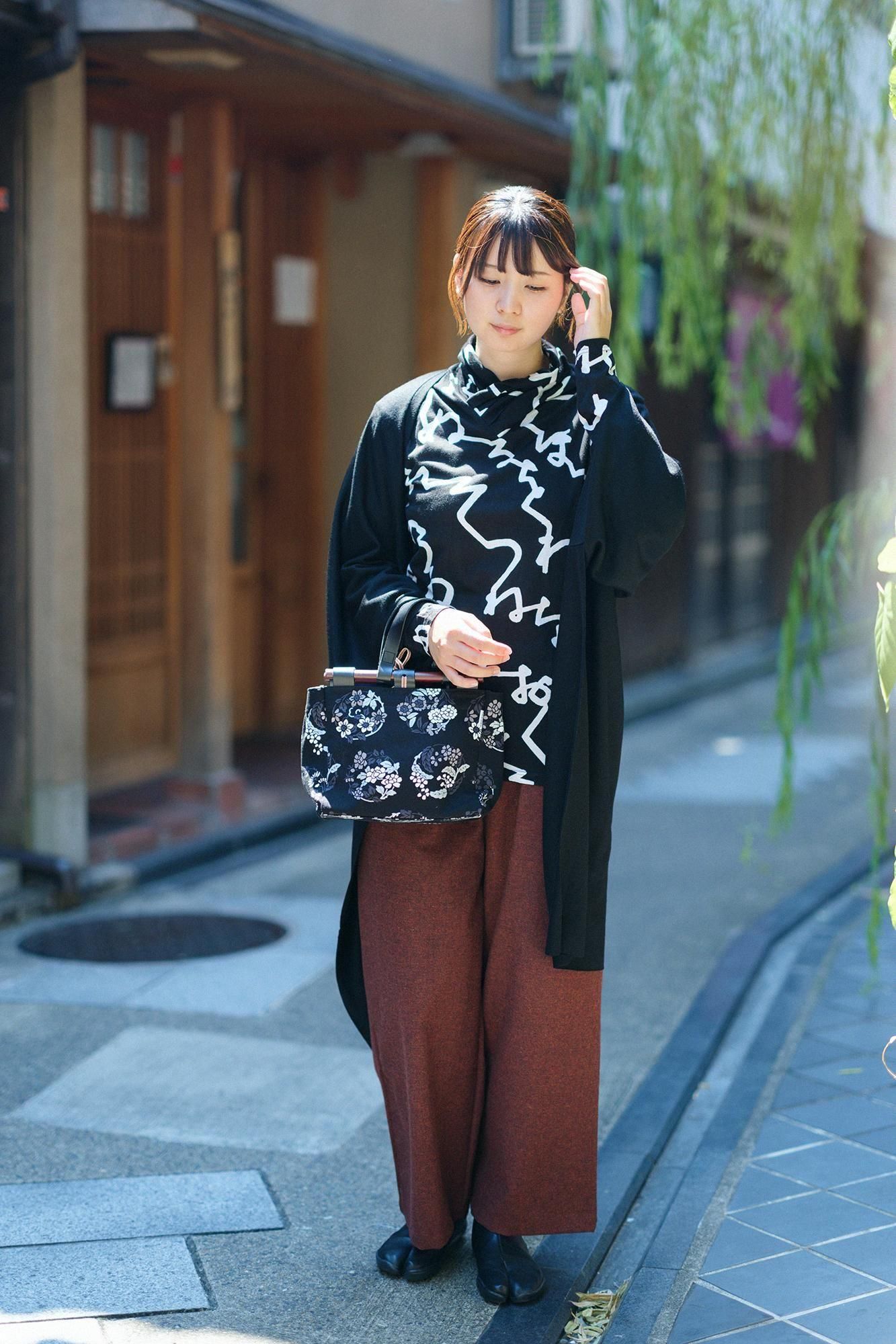 【白雪姫さま専用】sousouゆかたみたて百花　抜衿ジバン濡羽色セット　ソウソウ 抜衿ジバン 七分丈／濡羽色（ぬればいろ）