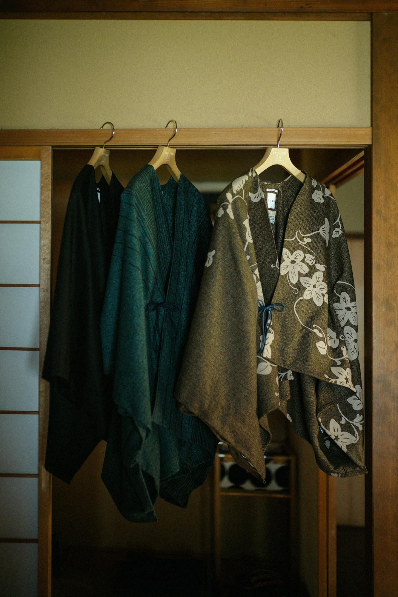 SOU・SOU★美品★きさらぎ★梳毛★ウールカシミヤ生地★羽織★黒 梳毛（そもう） きさらぎ － 1枚で様になるSOU・SOU定番の羽織です