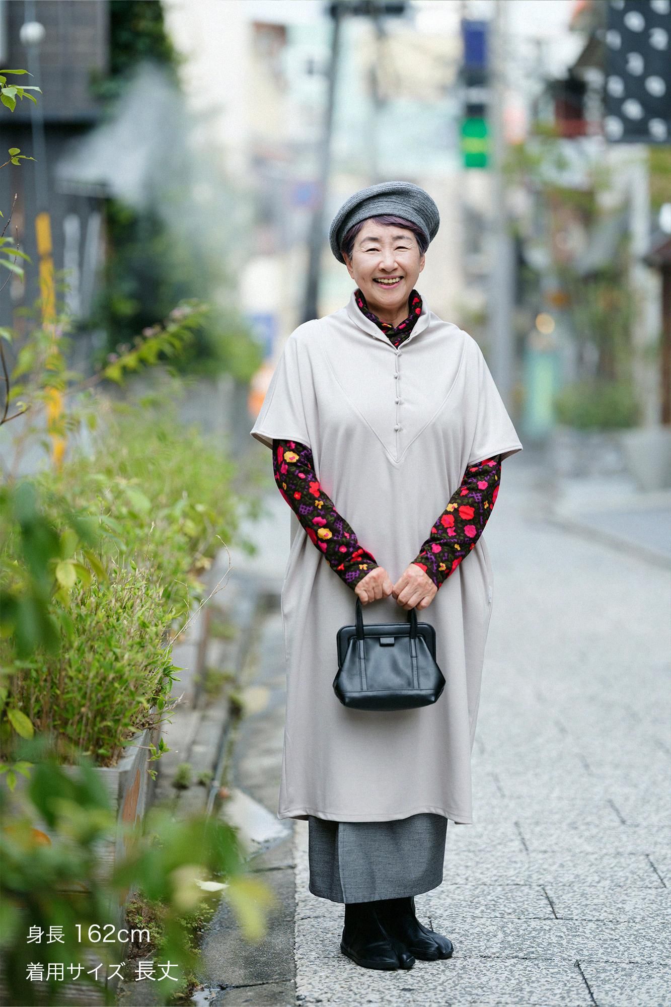 ソウソウ　新作　新品　ウール混 両面編太夫（たいふ） 一つ身　黒紺 ソウソウ 新作 新品 ウール混 両面編太夫（たいふ） 一つ身 黒紺