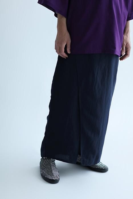 先丸地下足袋／間がさね 墨黒に苔（まがさね すみぐろにこけ