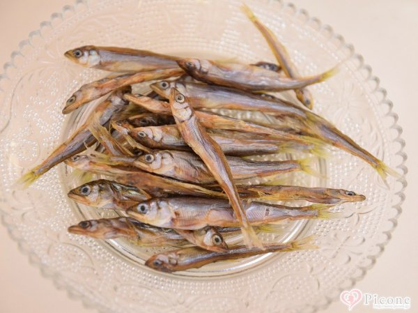 琵琶湖産 天然小鮎干し 小鮎ジャーキー 60g入り 栄養満点です 公式通販 