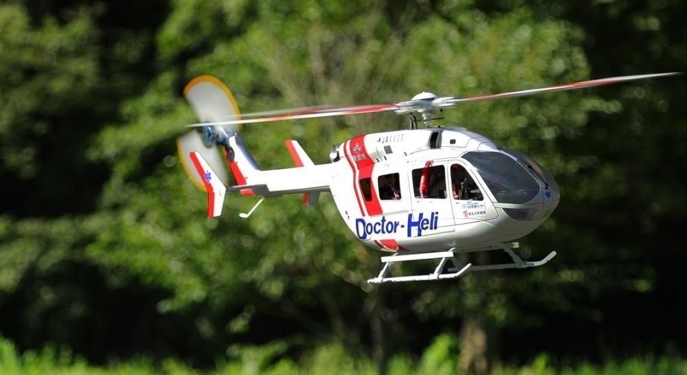 ☆お宝完成機☆魅力のEC145Dr.☆450機体＋ドイツ製4枚ヘッド「プロ製作」 ☆お宝完成機☆魅力のEC145Dr.☆450機体＋ドイツ製4枚ヘッド