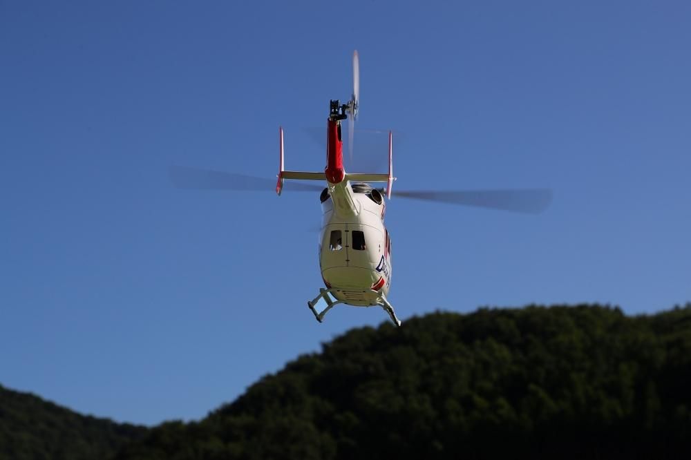 ☆お宝完成機☆魅力のEC145Dr.☆450機体＋ドイツ製4枚ヘッド「プロ製作」 ☆お宝完成機☆魅力のEC145Dr.☆450機体＋ドイツ製4枚ヘッド