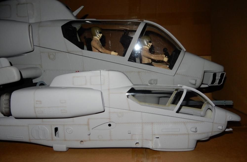 特別企画☆即納：scale 470size：コブラ AH-1W Cobra Supaer Scale：カラー グレィ ：専用ヘリ機体がセット - 横浜  元町 遊はうす yokohama,motomachi 