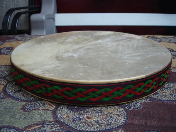 アゼルバイジャンのフレームドラム Dayereh（ドイラ）37.5㎝ その1 