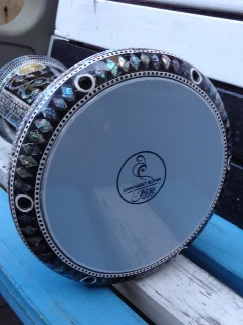 ダラブッカ　打楽器　GAWHARET EL FAN社製 ダラブッカDarbuka 22cm 【タブラ】Gawharet-Elfan製 (ホワイト