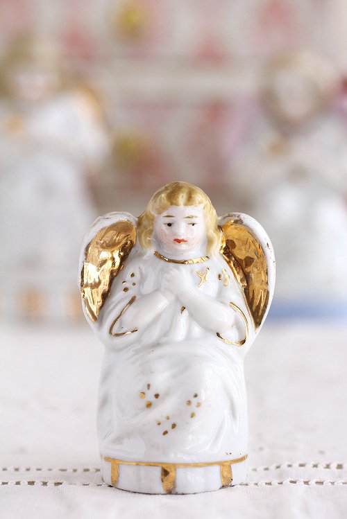 アンティーク少女のプチ天使像-金色の羽 - アンティークショップWishu0026スタジオミュゼ