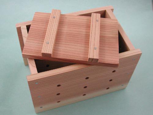 手作り豆腐　杉の型箱 - 森からの贈り物