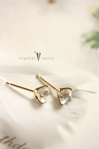 18金 6mm ラウンド 水晶 ピアス - crystal-verry*