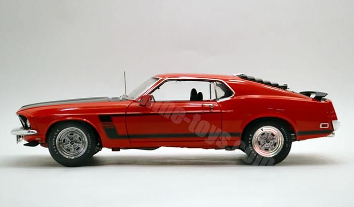 HWY 61 1969 マスタング BOSS 302 CORAL 1:18 - レッドライン