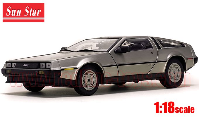 サンスター デロリアン DMC 12 COUPE Stainless Steel Finish 1:18