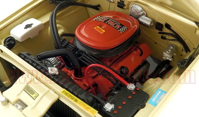 AutoWorld 1970 ダッジ チャージャー R/T SE 100th
