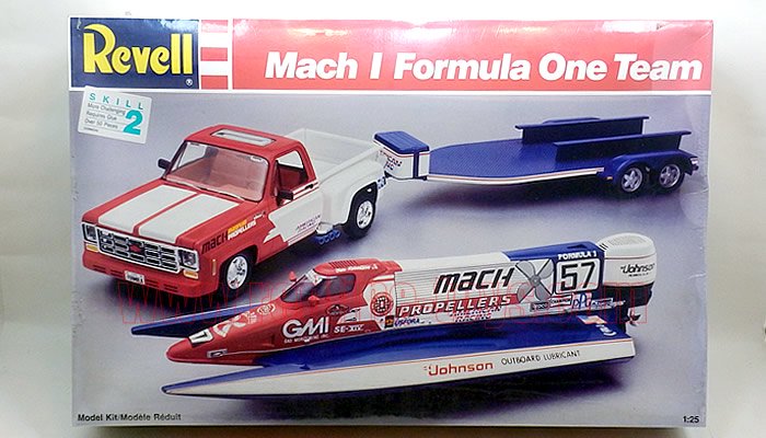 レベル Mach1 Formula One Team 1:25 プラモデル - レッドライン