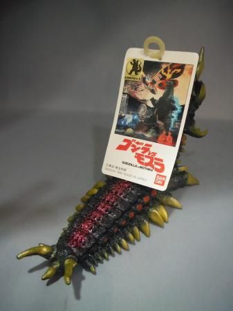 バンダイ「バトラ幼虫」タグ付美品 - モンスターズ・ラボ