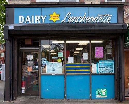 Amazon | Store Front: The Disappearing Face of New York