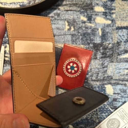 【blackmeans】LEATHER COIN CASE ポーチ 赤青 blackmeans Leather Circle Pouch (Coin case) (RED) | HEIGHTS