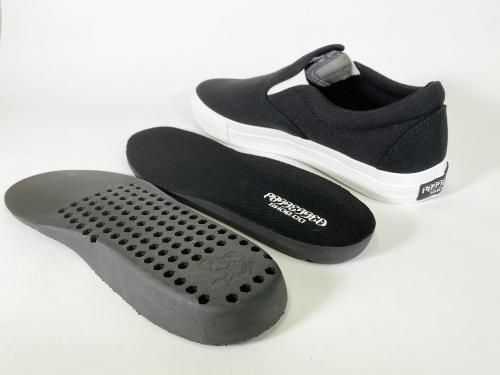 □POSSESSED SHOE “LIP CREAM” SKATE SLIP ON_ROCKeT Death